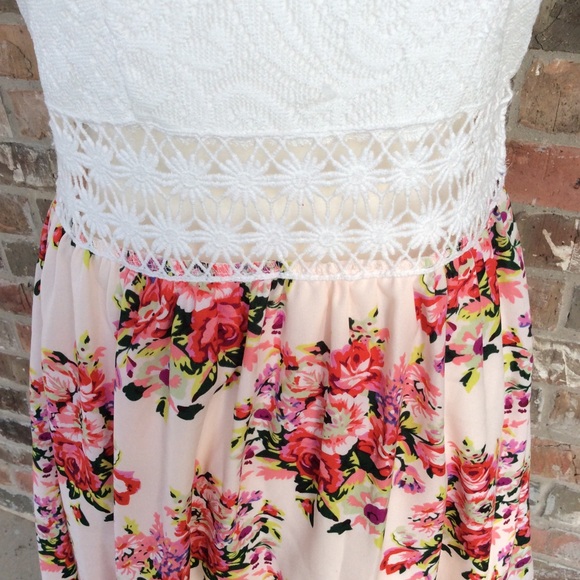 RUE21 FLORAL SUMMER DRESS - Picture 5 of 8